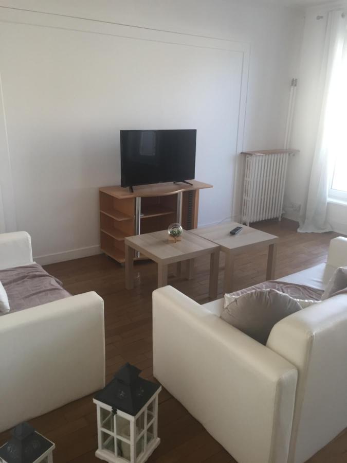 Appartement 1Er Etage Carignan Εξωτερικό φωτογραφία